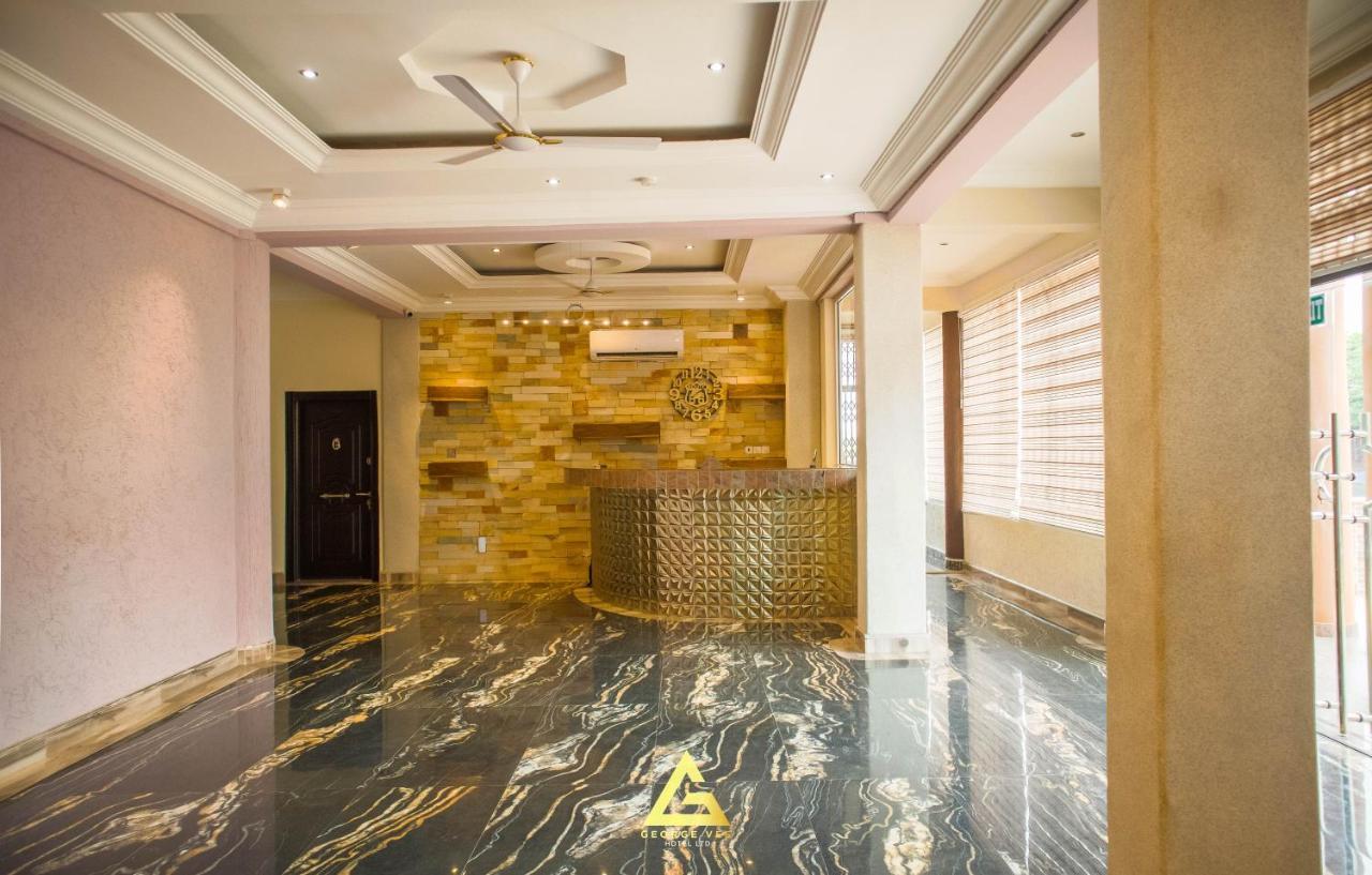 George Vee Hotel Ltd Кумаси Экстерьер фото