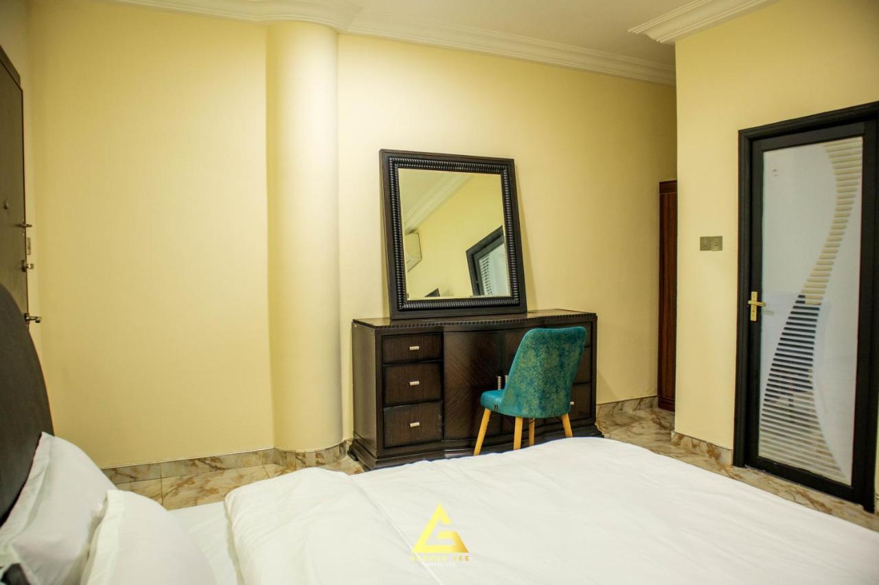 George Vee Hotel Ltd Кумаси Экстерьер фото