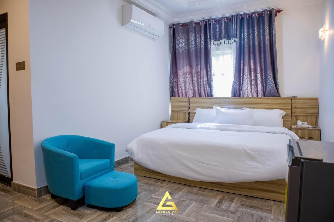 George Vee Hotel Ltd Кумаси Экстерьер фото